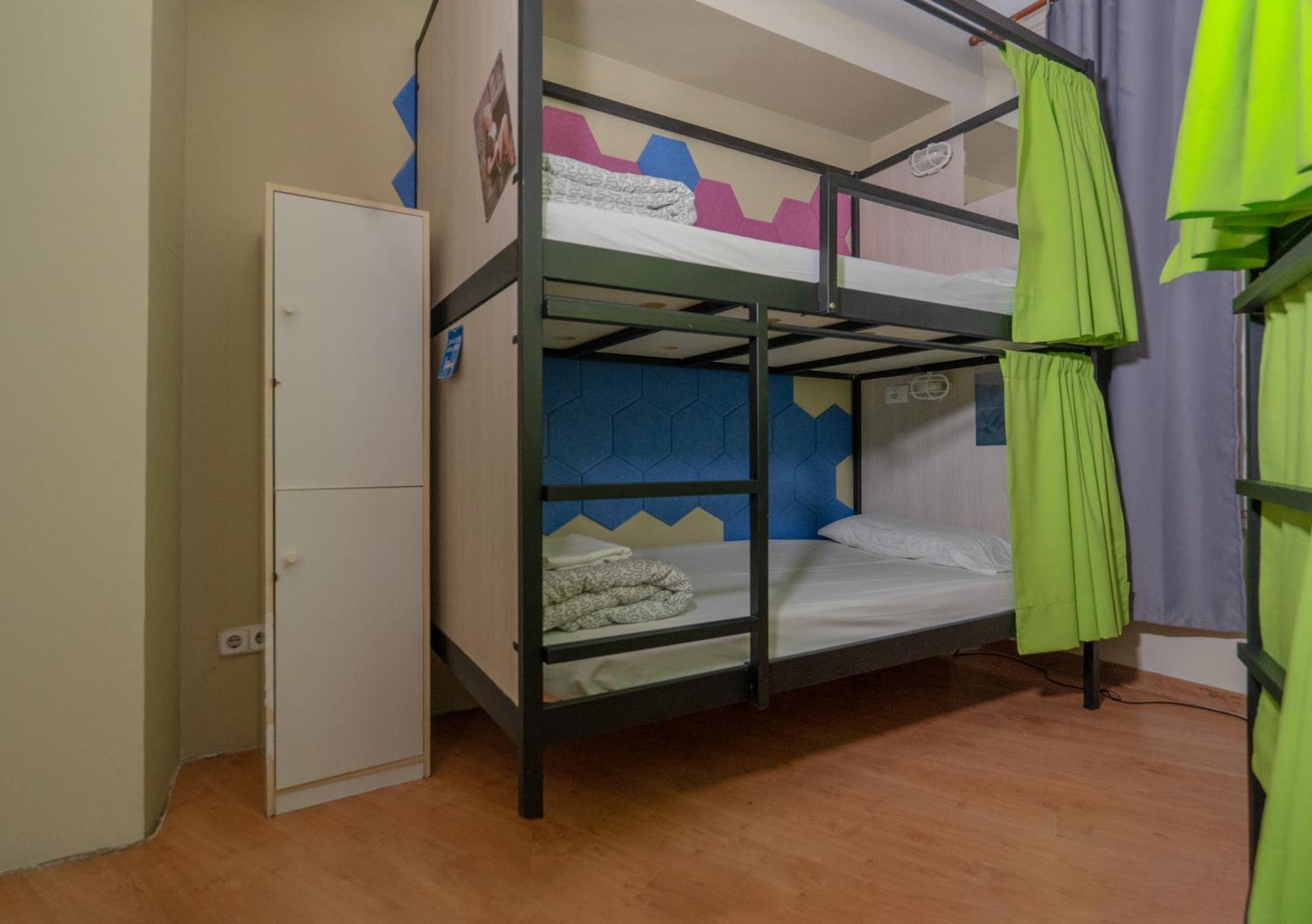 Bett im Frauenschlafsaal mit 4 Betten